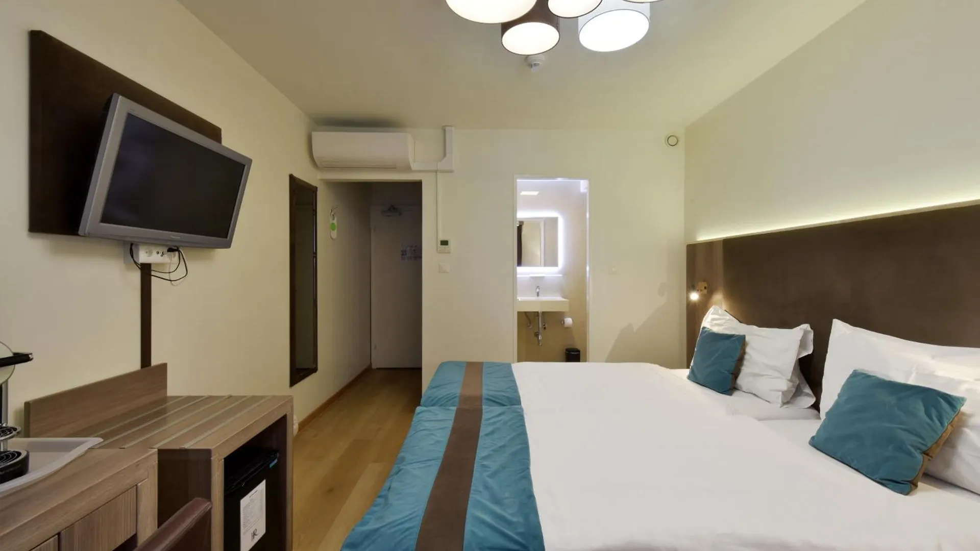 Hotel Rousseau Genève 3*,