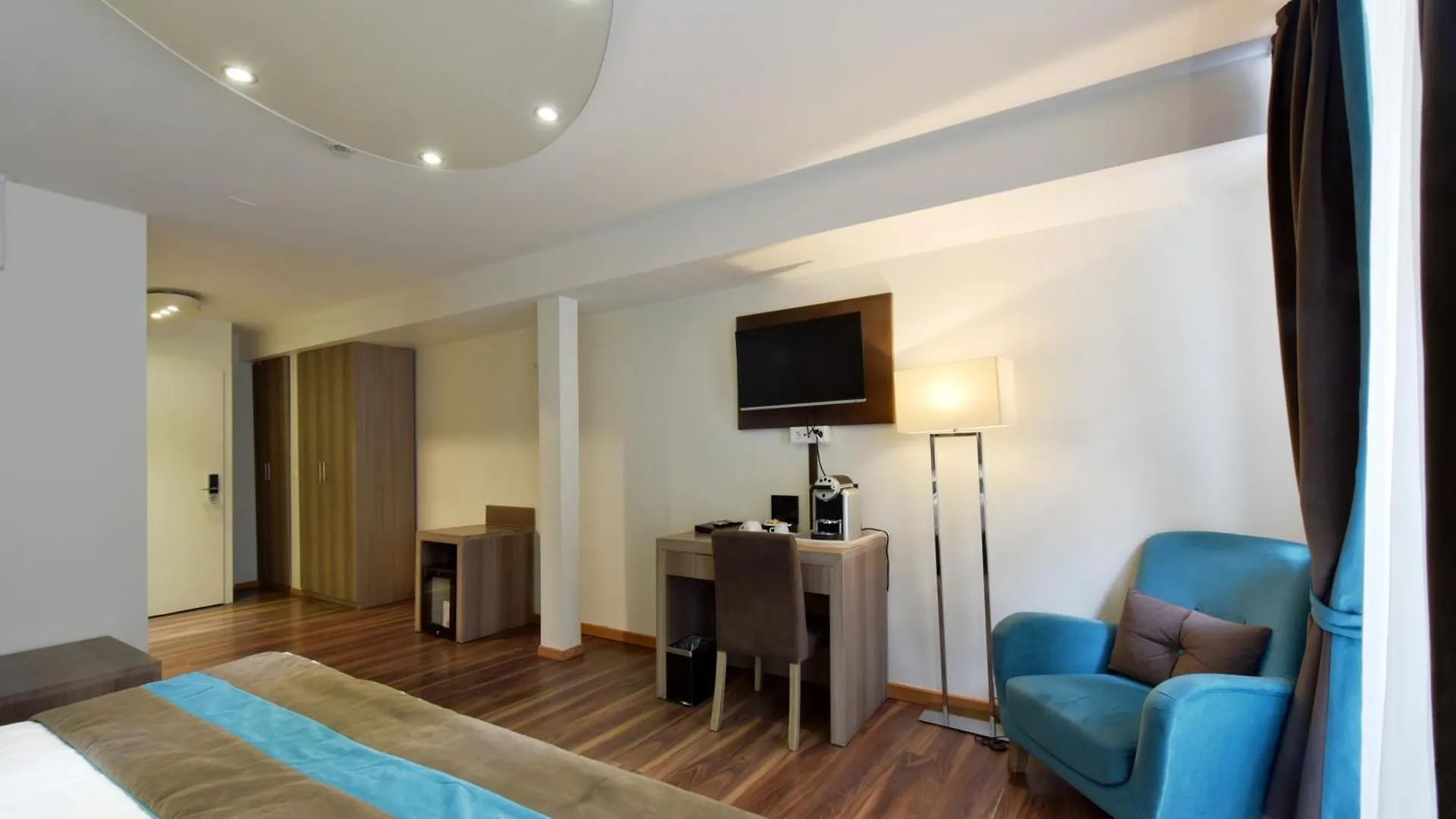 ז'נבה Hotel Rousseau