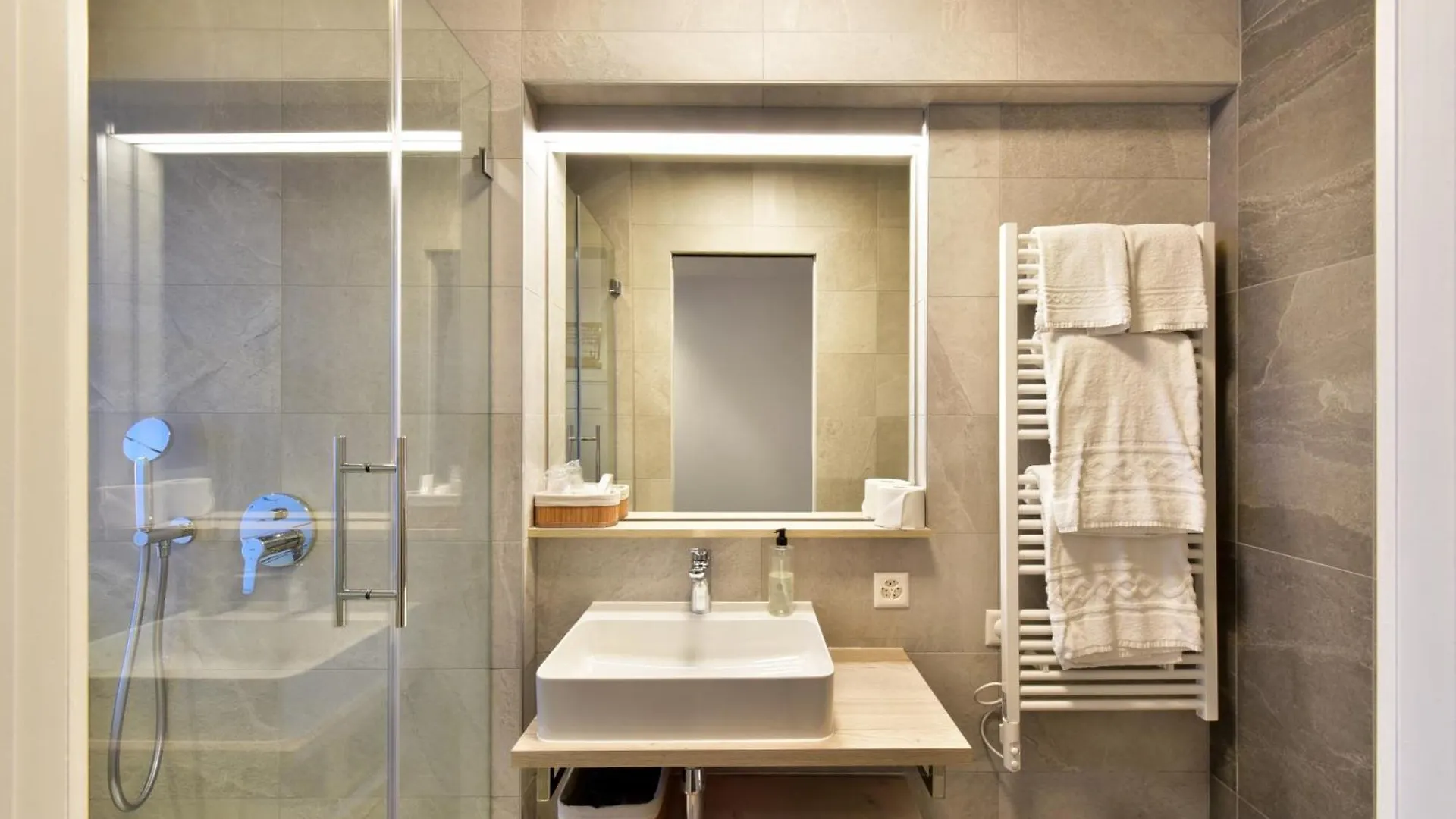 Hotel Rousseau Geneva Швейцария
