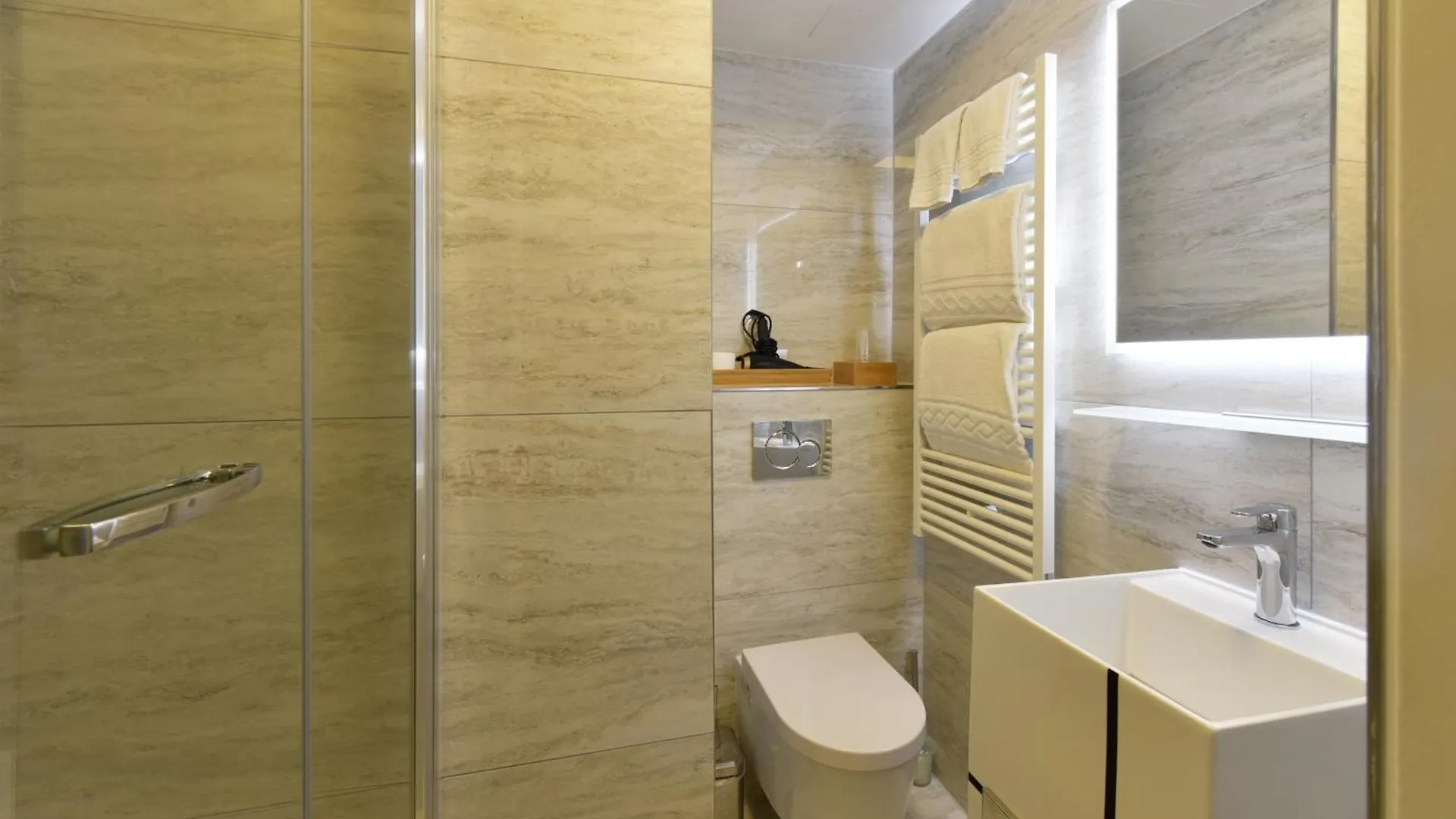 ז'נבה Hotel Rousseau