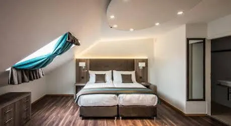 ז'נבה Hotel Rousseau 3*,  שוויץ